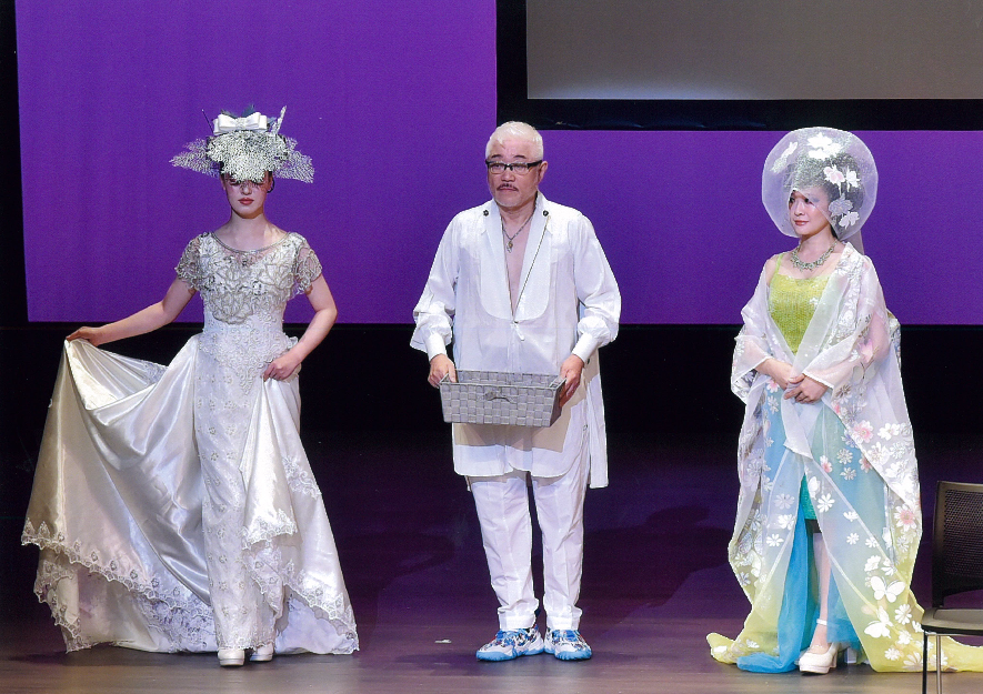 秋田県美容講師会創立60周年記念ショー