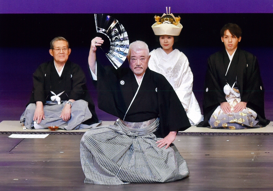 秋田県美容講師会創立60周年記念ショー