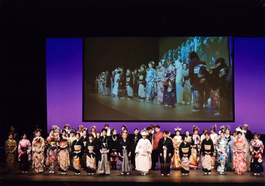 秋田県美容講師会創立60周年記念ショー